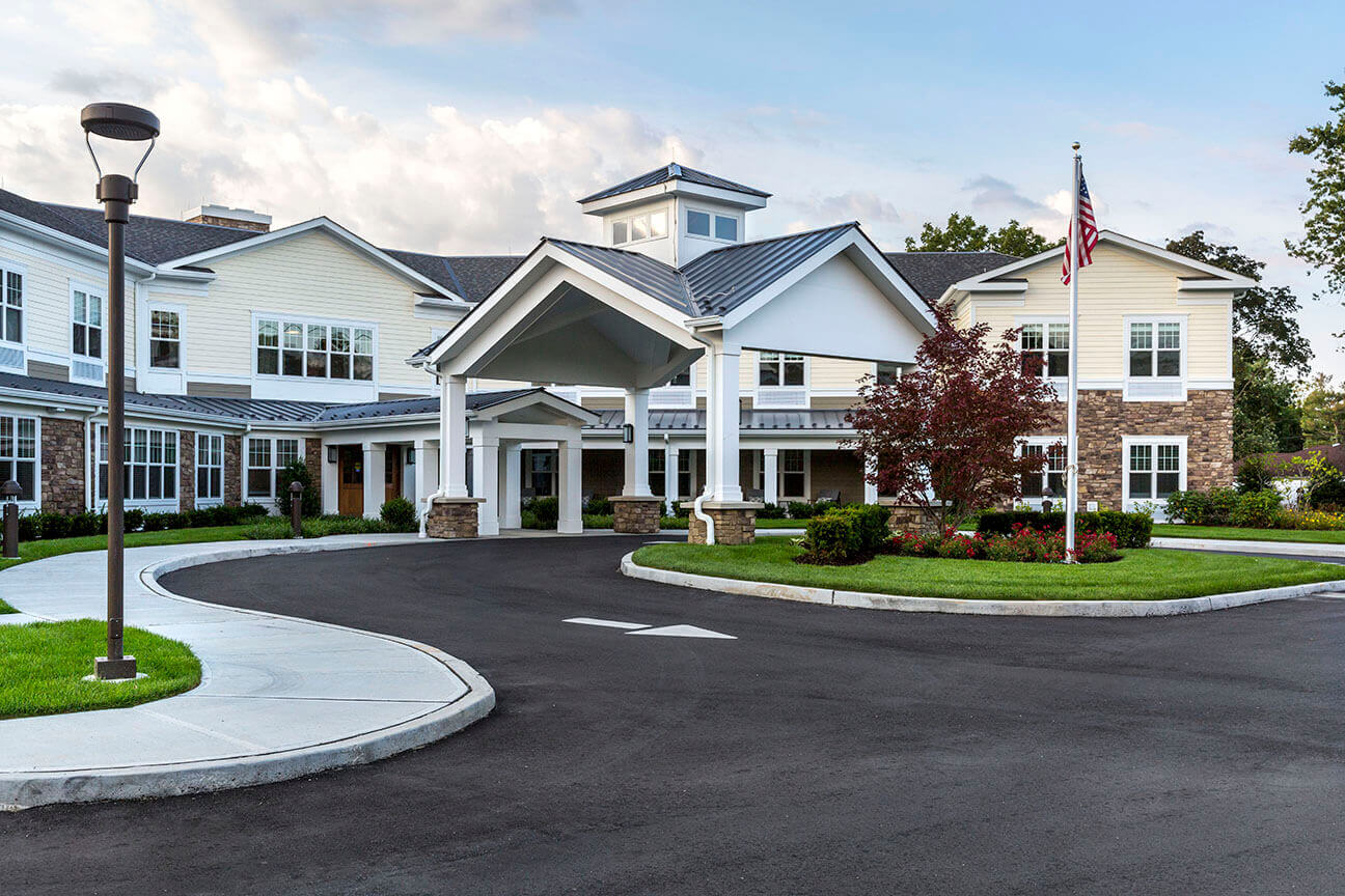 Orchard Estate of Woodbury - Assisted Living Woodbury, NY