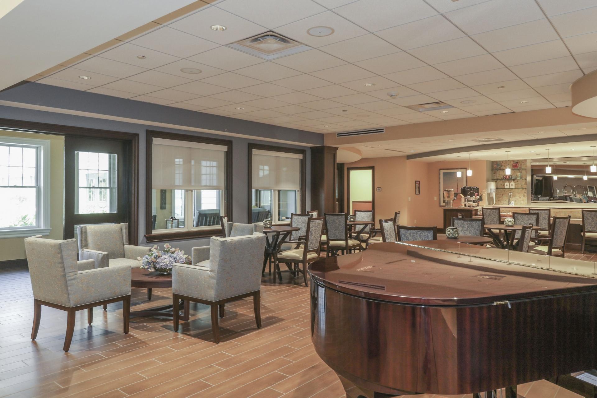 Assisted Living & Memory Care Near Me Whisper Woods of Smithtown